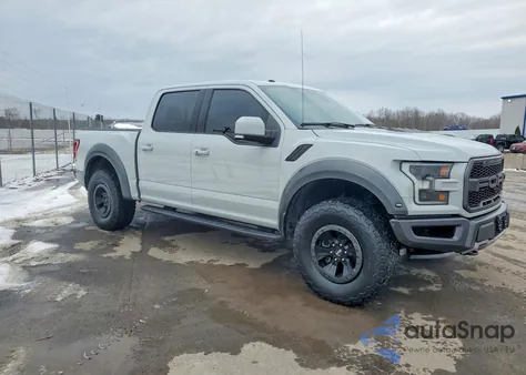 2017 Ford F150 Raptor z USA, uszkodzony, nr VIN 1FTFW1RG4HFA83875